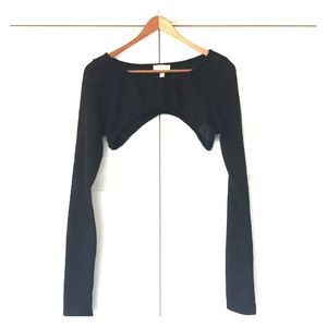 Crop shoulder sweater